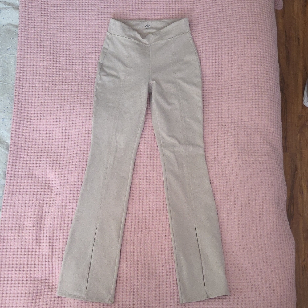 ALO Yoga Cream Boot Cut Pants